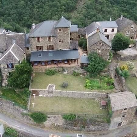 Gîte du Presbytère Ayssenes-la-Bacaresse Esterno foto